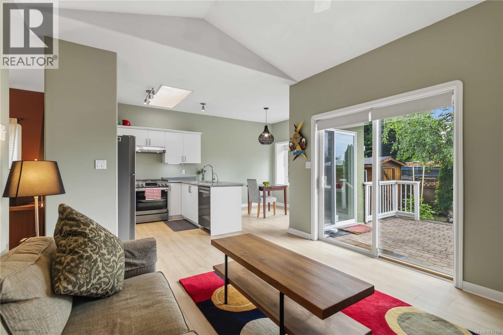 1056 Holly Park Rd - 9