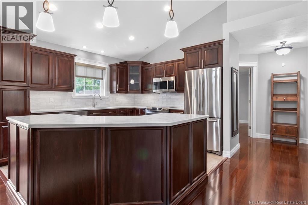 245 Yvon Street - 24