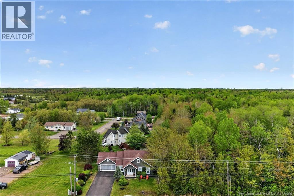 245 Yvon Street - 8