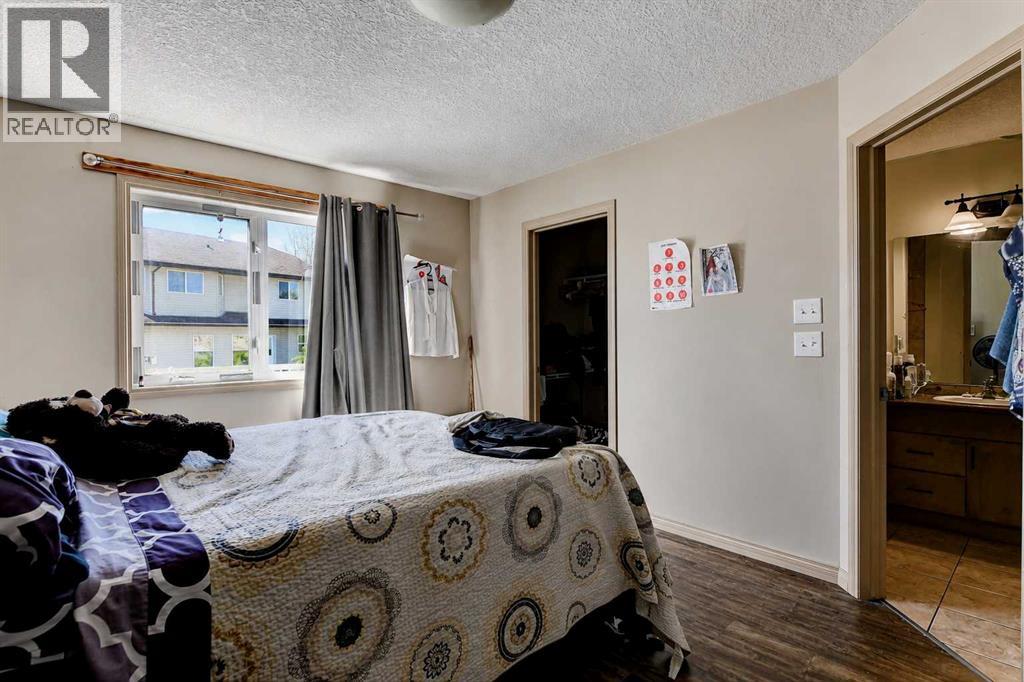 9506 91 Street - 11