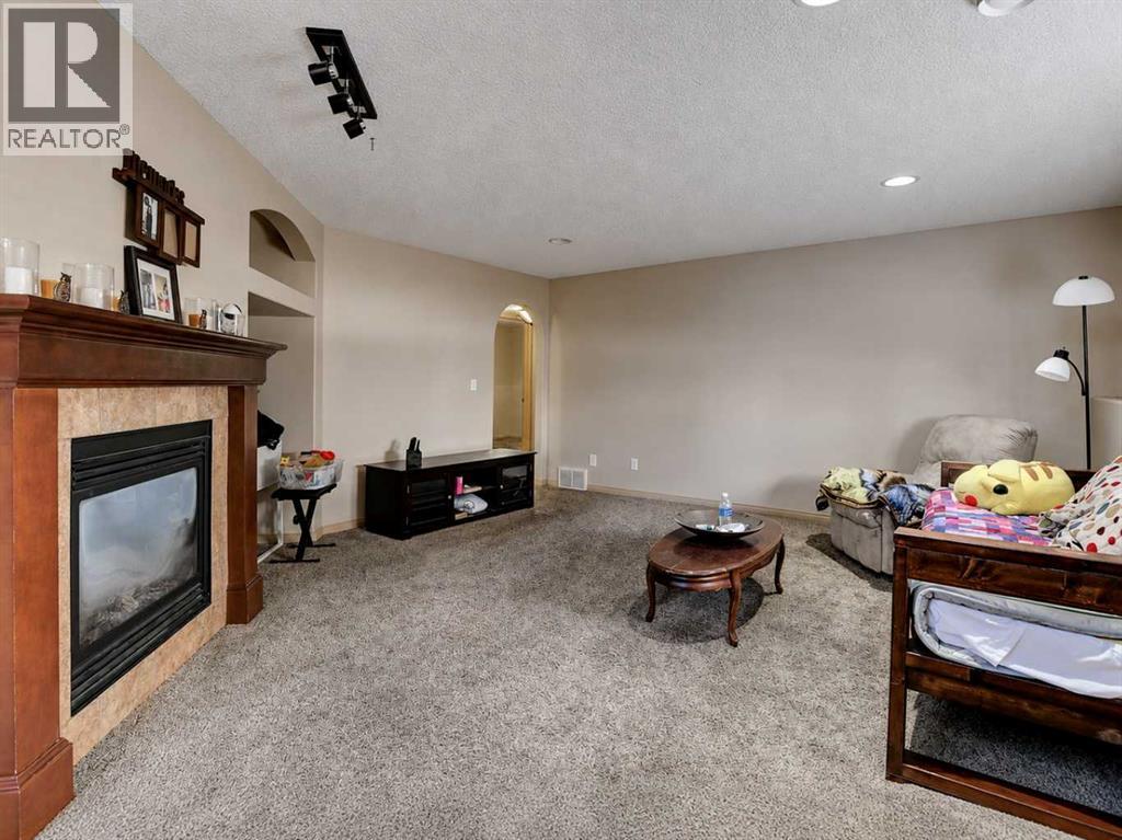 9506 91 Street - 7