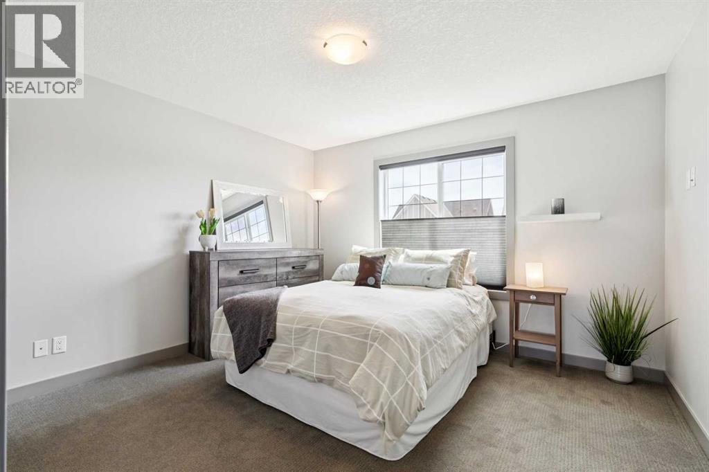 216 Mahogany Grove SE - 15