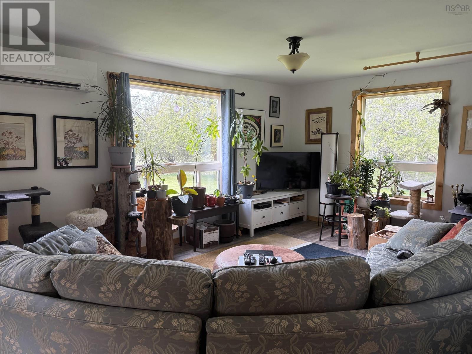 9544 7 Highway - 5