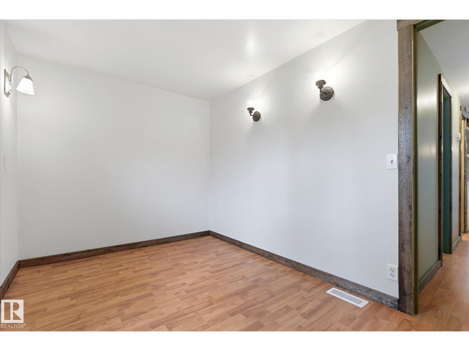 164 305 Calahoo Road - 21