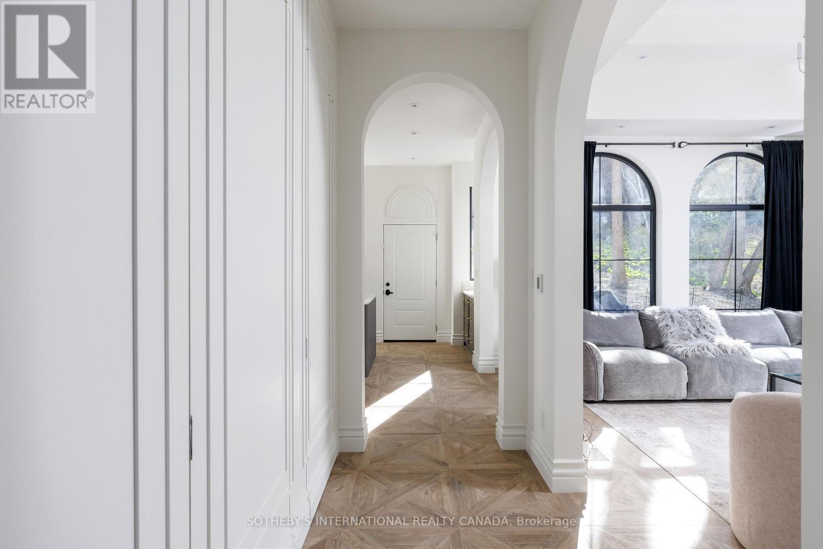 150 EDENBRIDGE DRIVE - 8