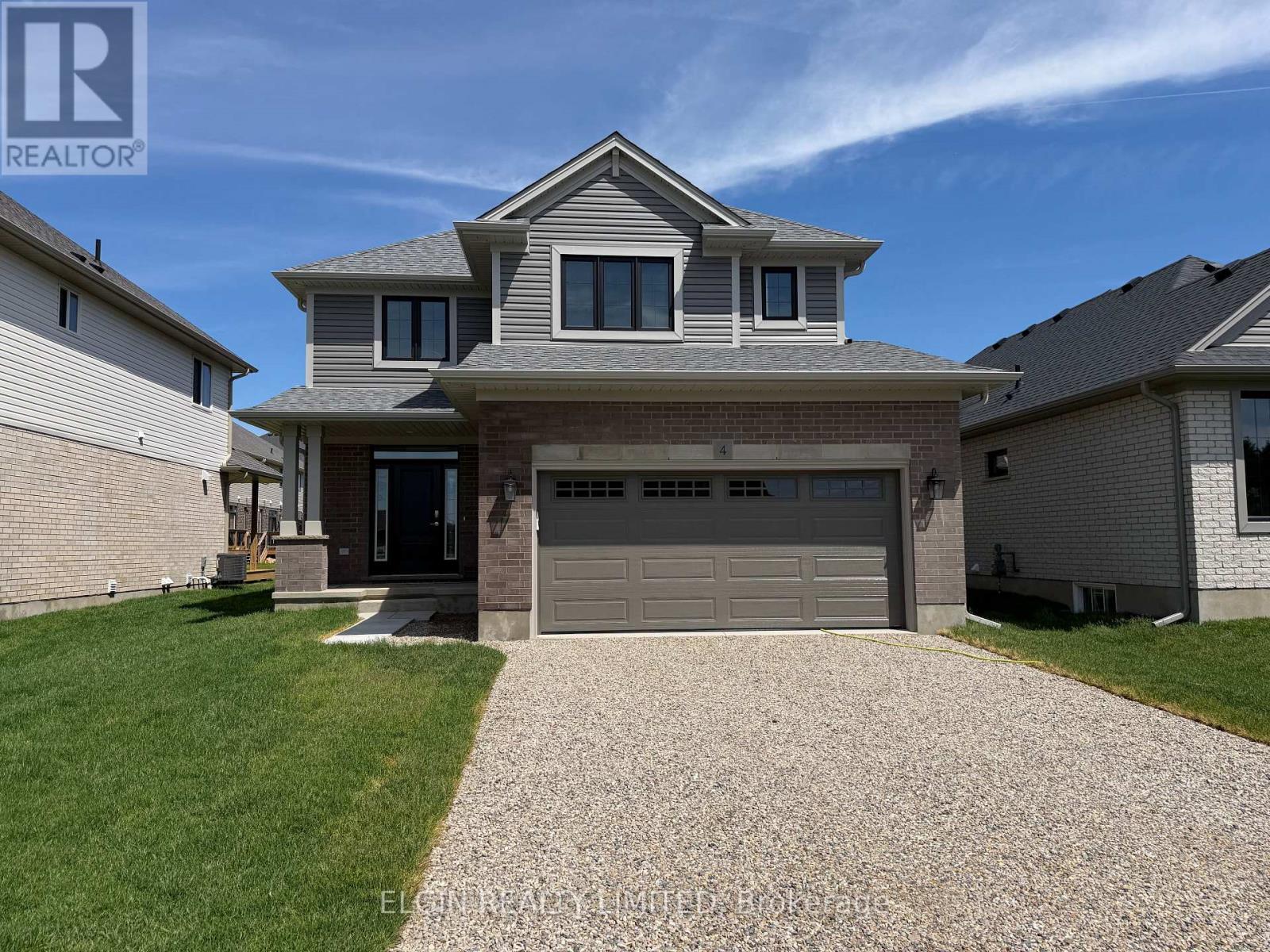 4 KEBA CRESCENT - 1