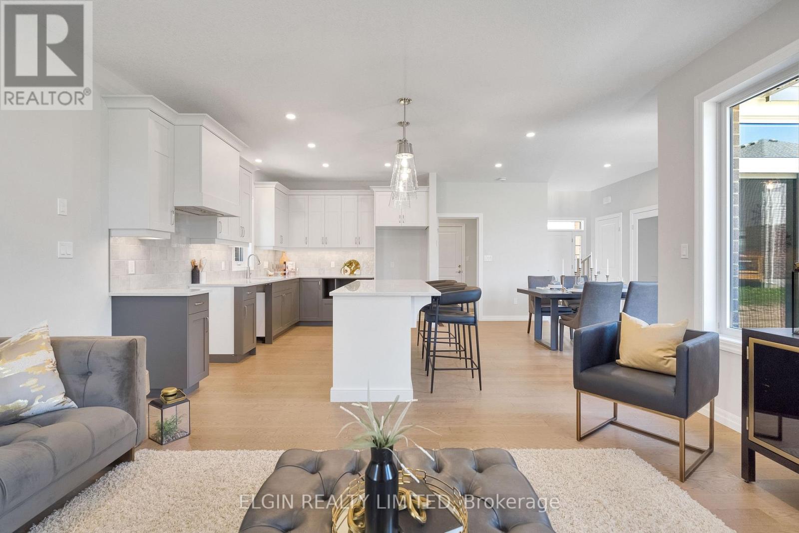 4 KEBA CRESCENT - 19