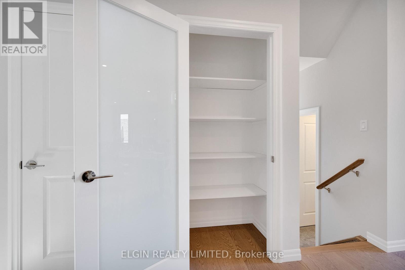 4 KEBA CRESCENT - 22