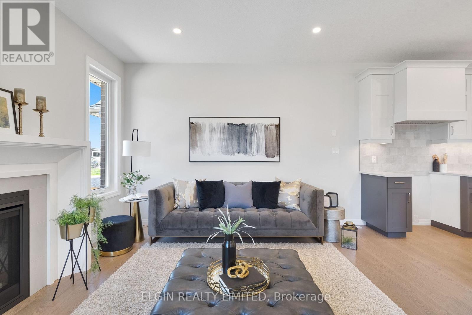 4 KEBA CRESCENT - 21