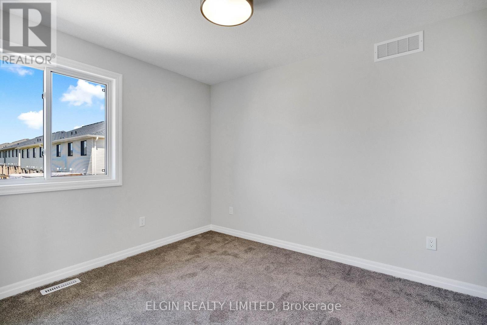 4 KEBA CRESCENT - 35