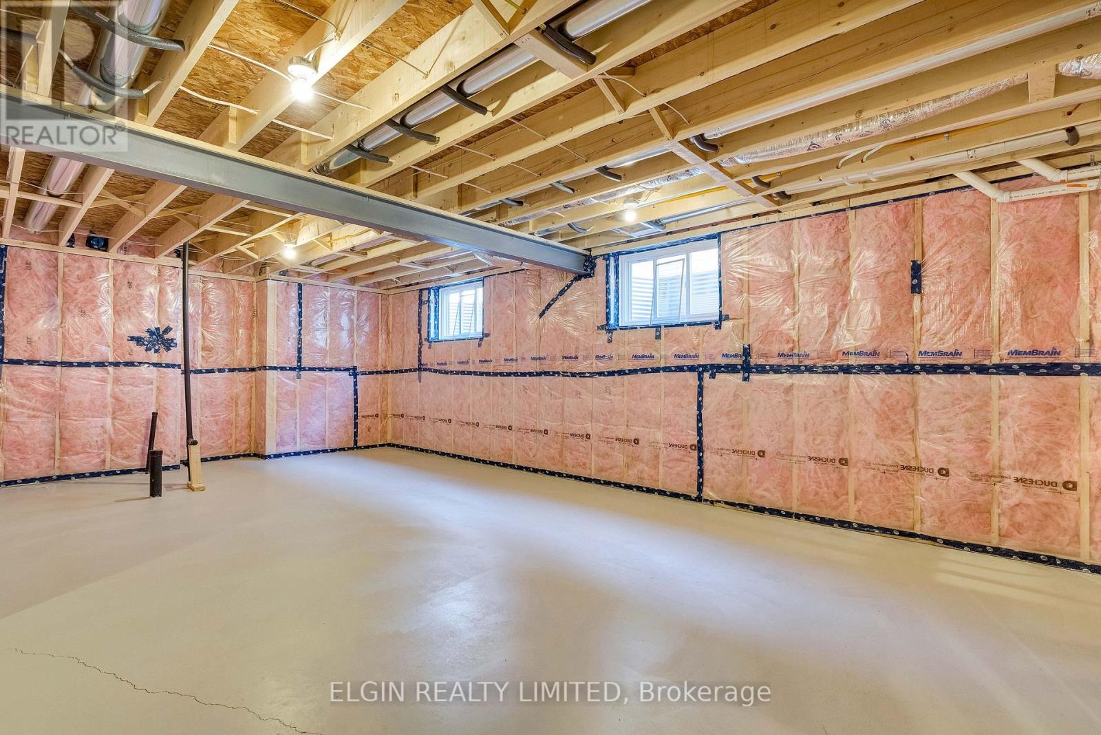 4 KEBA CRESCENT - 37