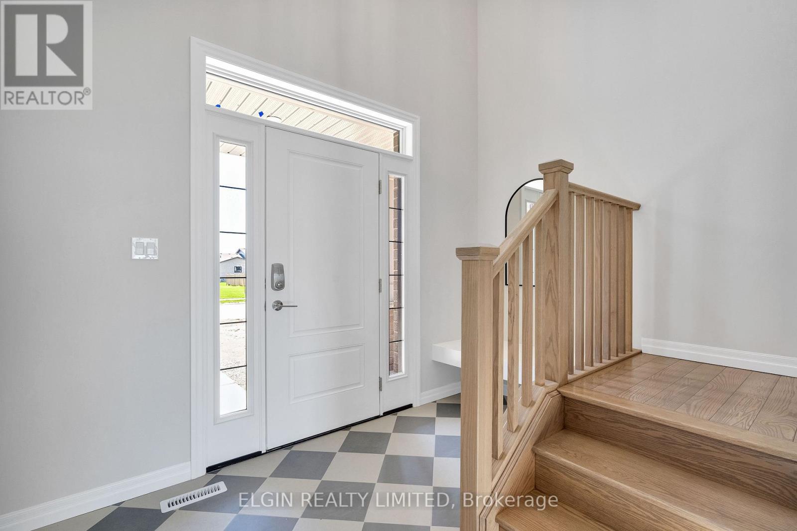 4 KEBA CRESCENT - 4