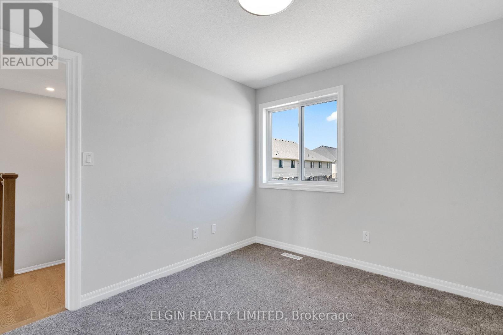 4 KEBA CRESCENT - 36