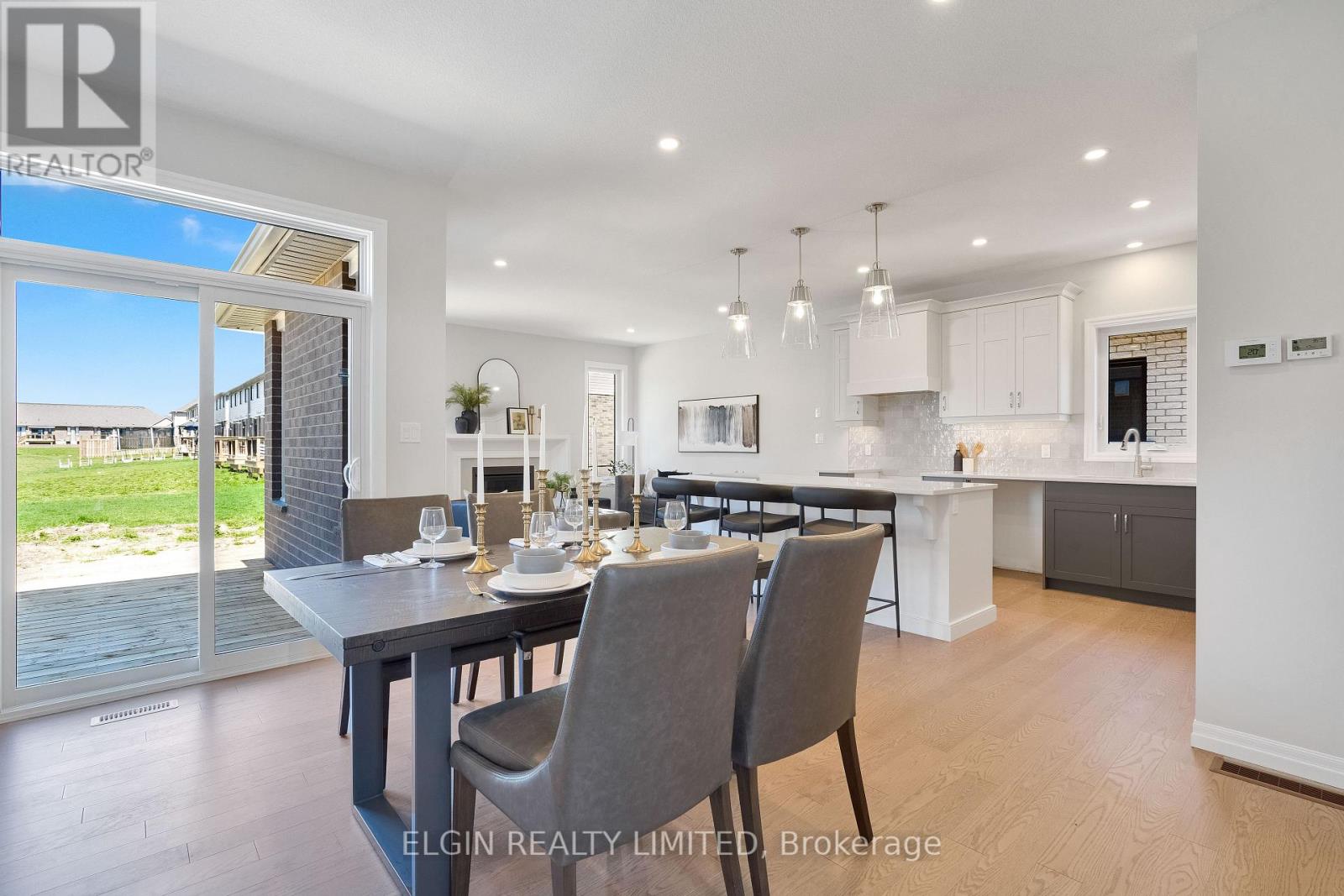 4 KEBA CRESCENT - 6
