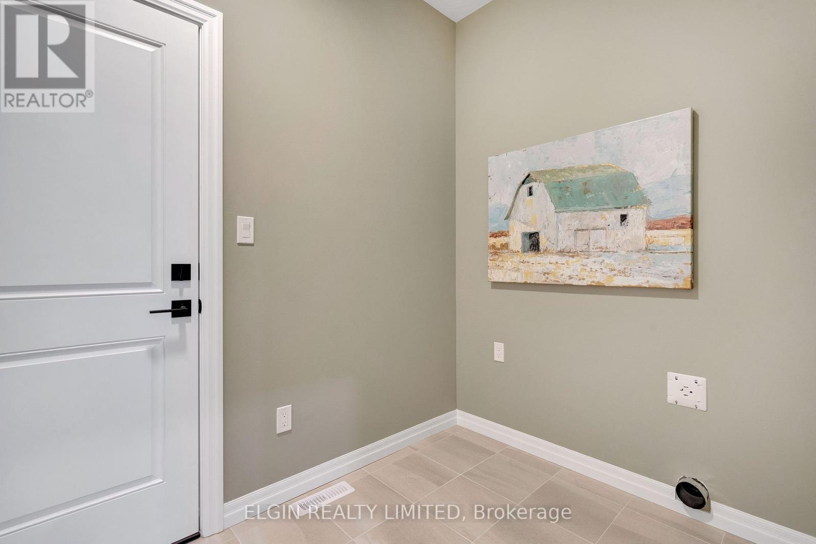 6 KEBA CRESCENT - 17