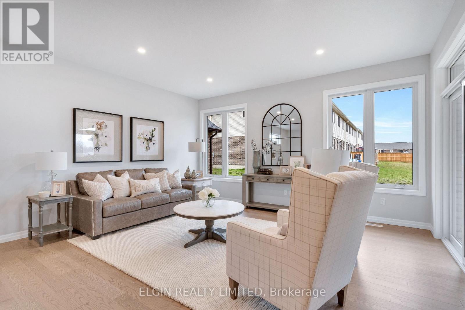 6 KEBA CRESCENT - 11