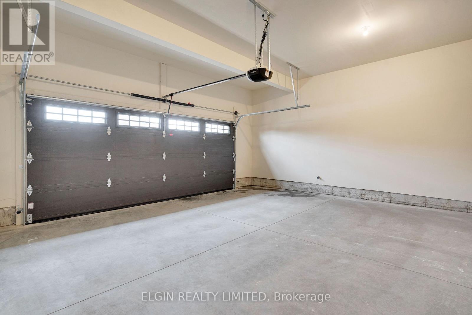 6 KEBA CRESCENT - 34