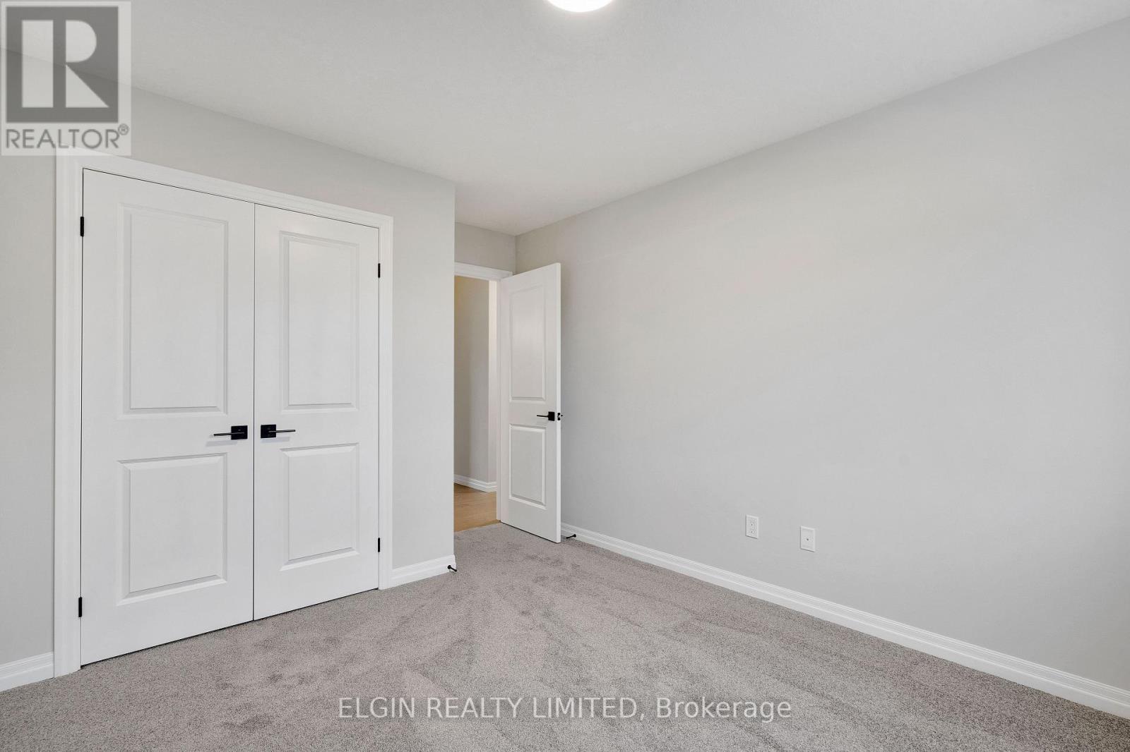 6 KEBA CRESCENT - 28