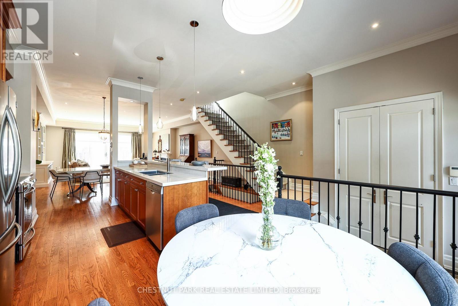 2C TACOMA AVENUE - 19