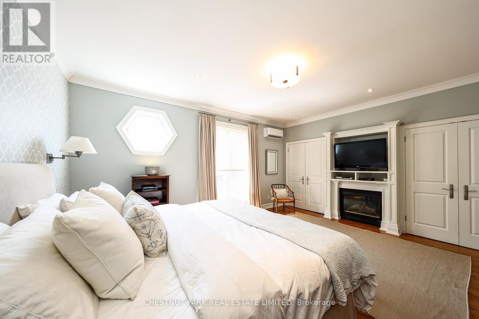 2C TACOMA AVENUE - 24