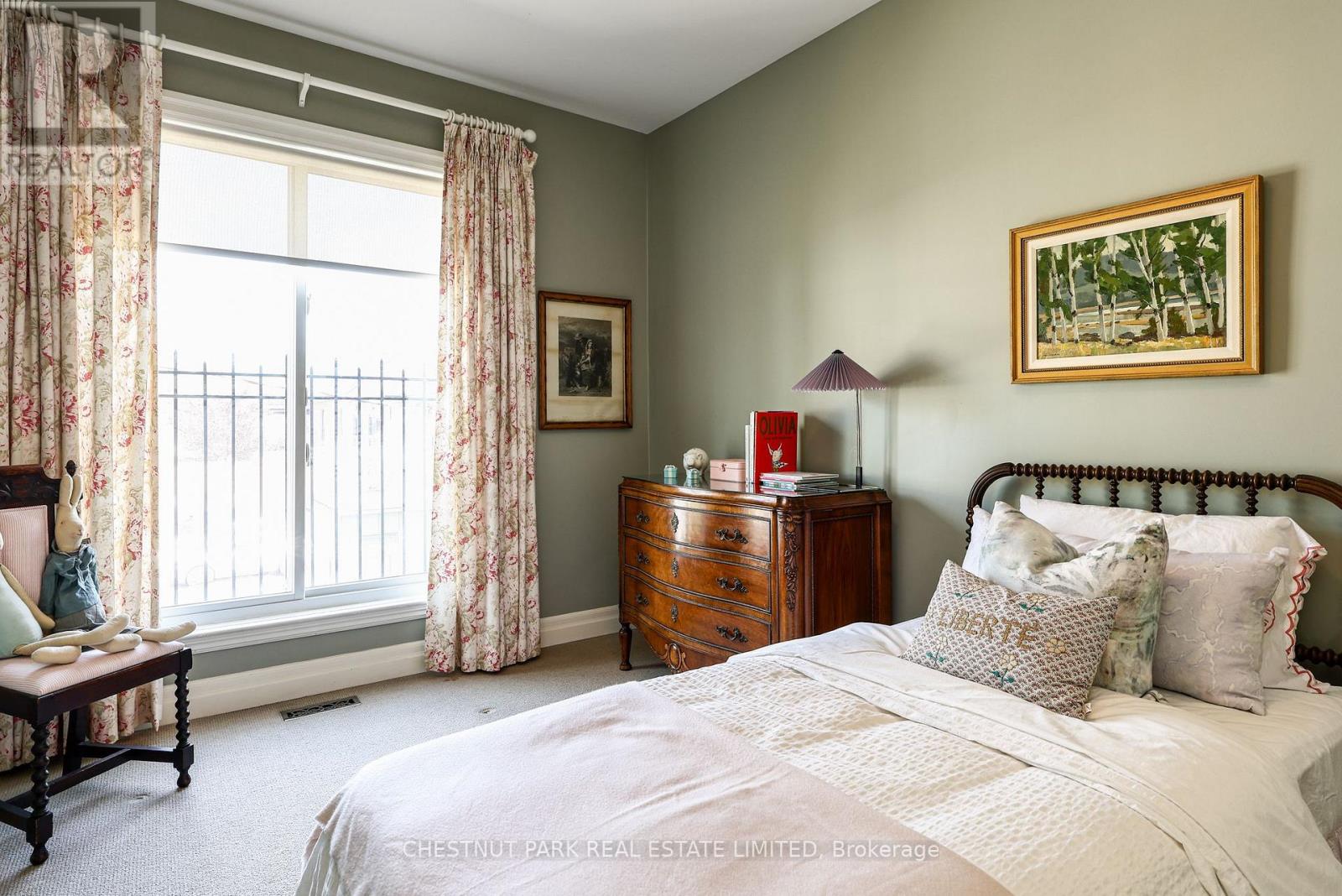 2C TACOMA AVENUE - 29