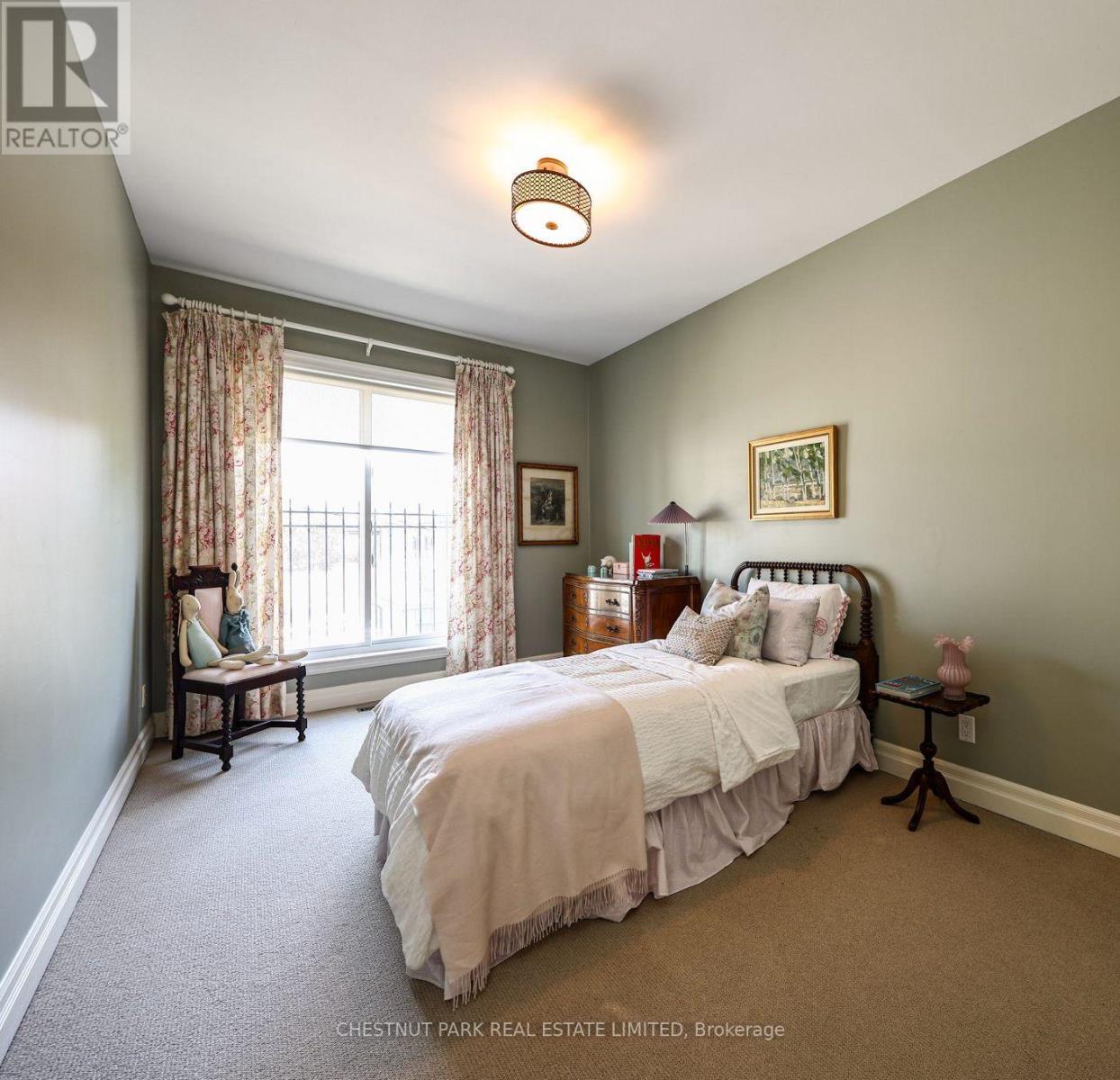 2C TACOMA AVENUE - 36