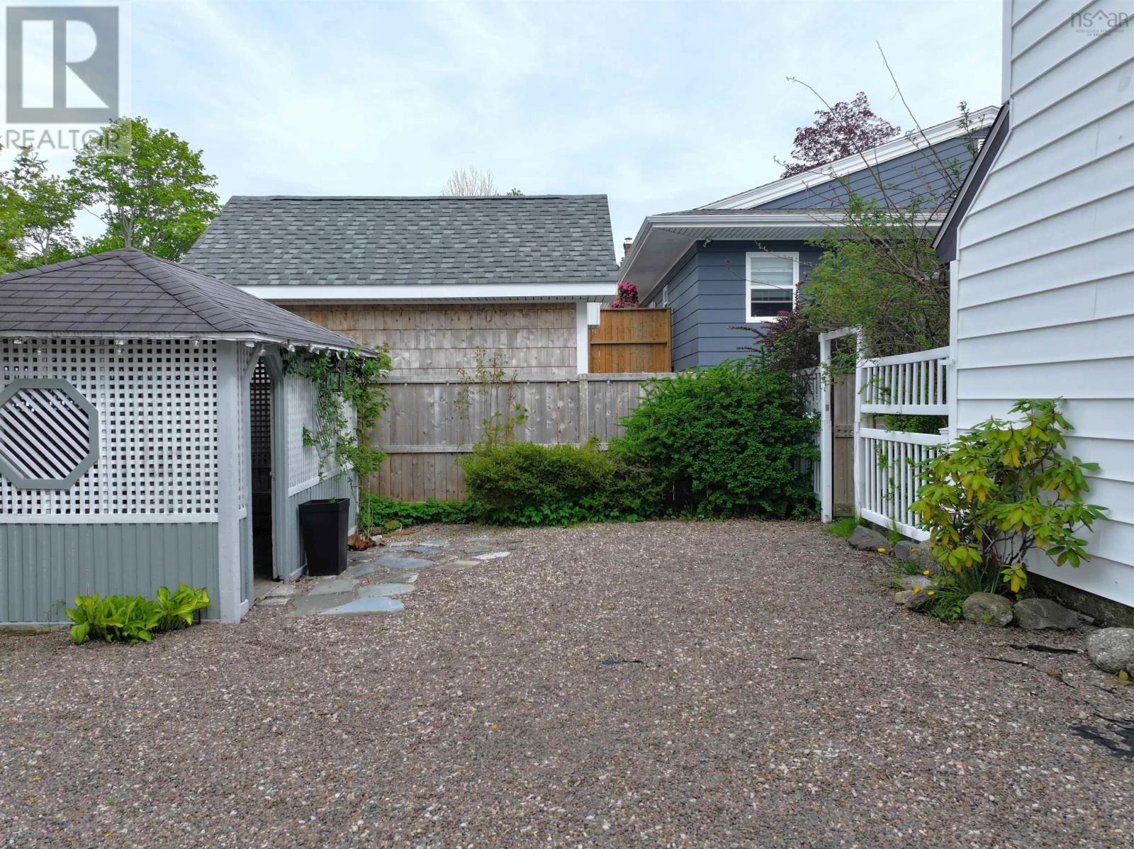 41 Alexandra Avenue - 42