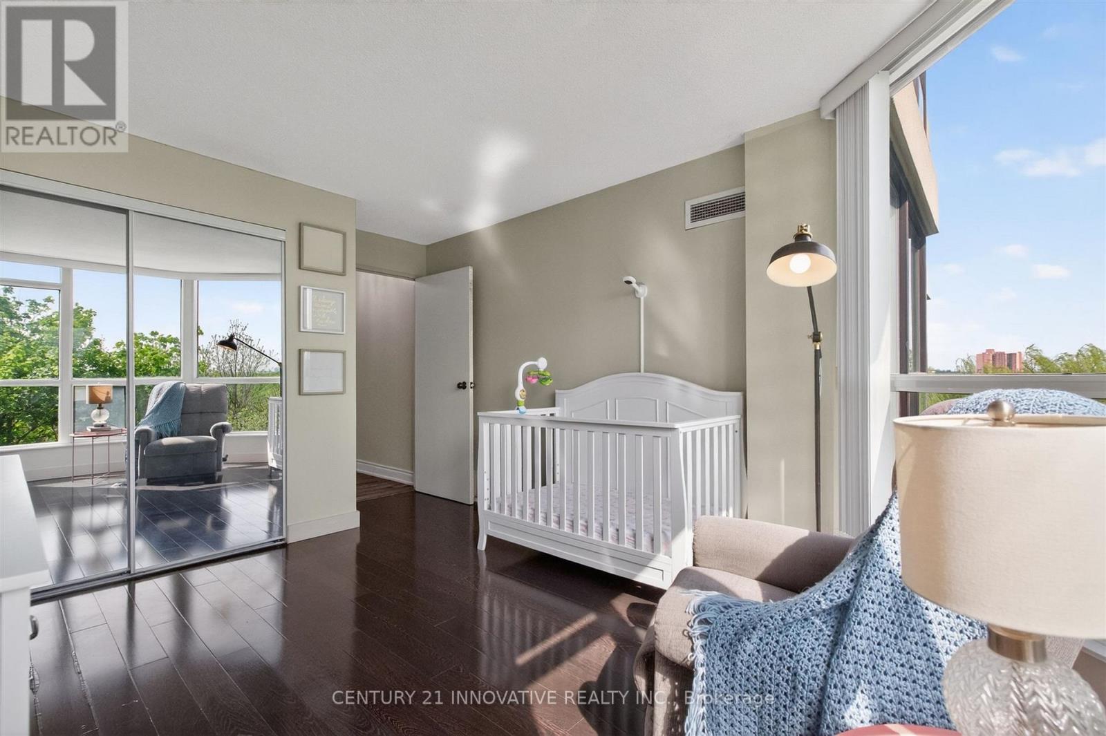#415 5 ROWNTREE ROAD - 19