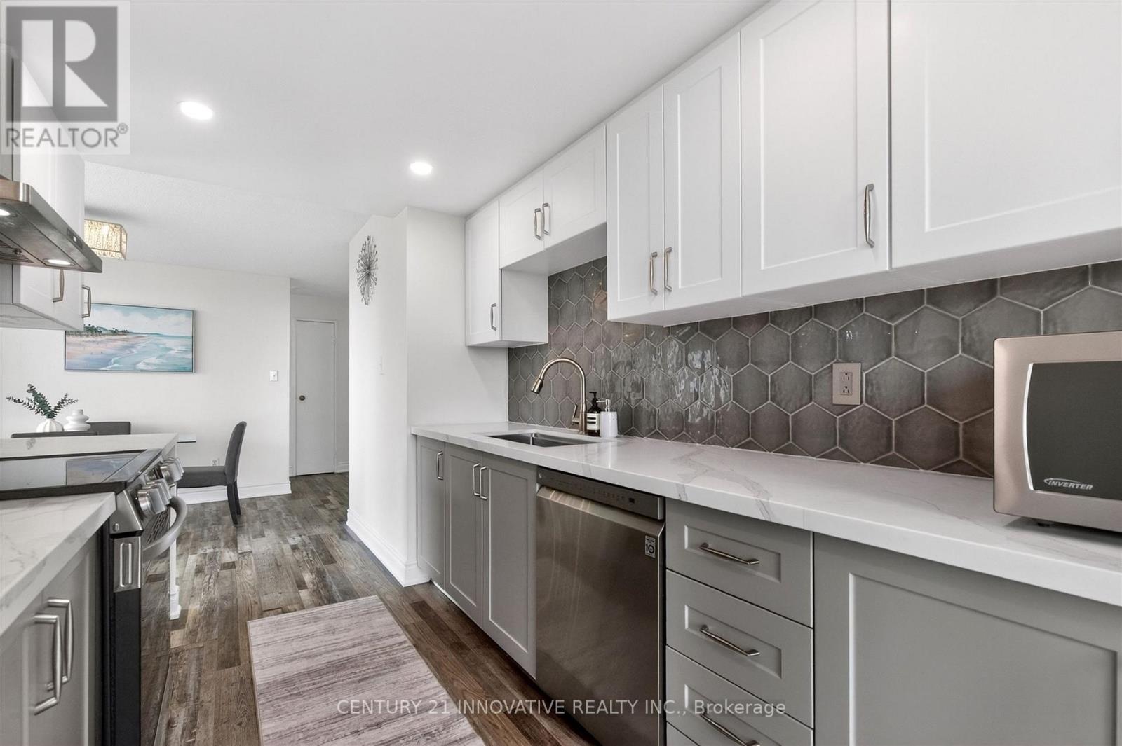 #415 5 ROWNTREE ROAD - 8