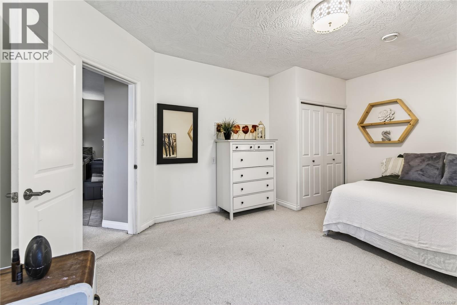 2122 Wren Pl - 48