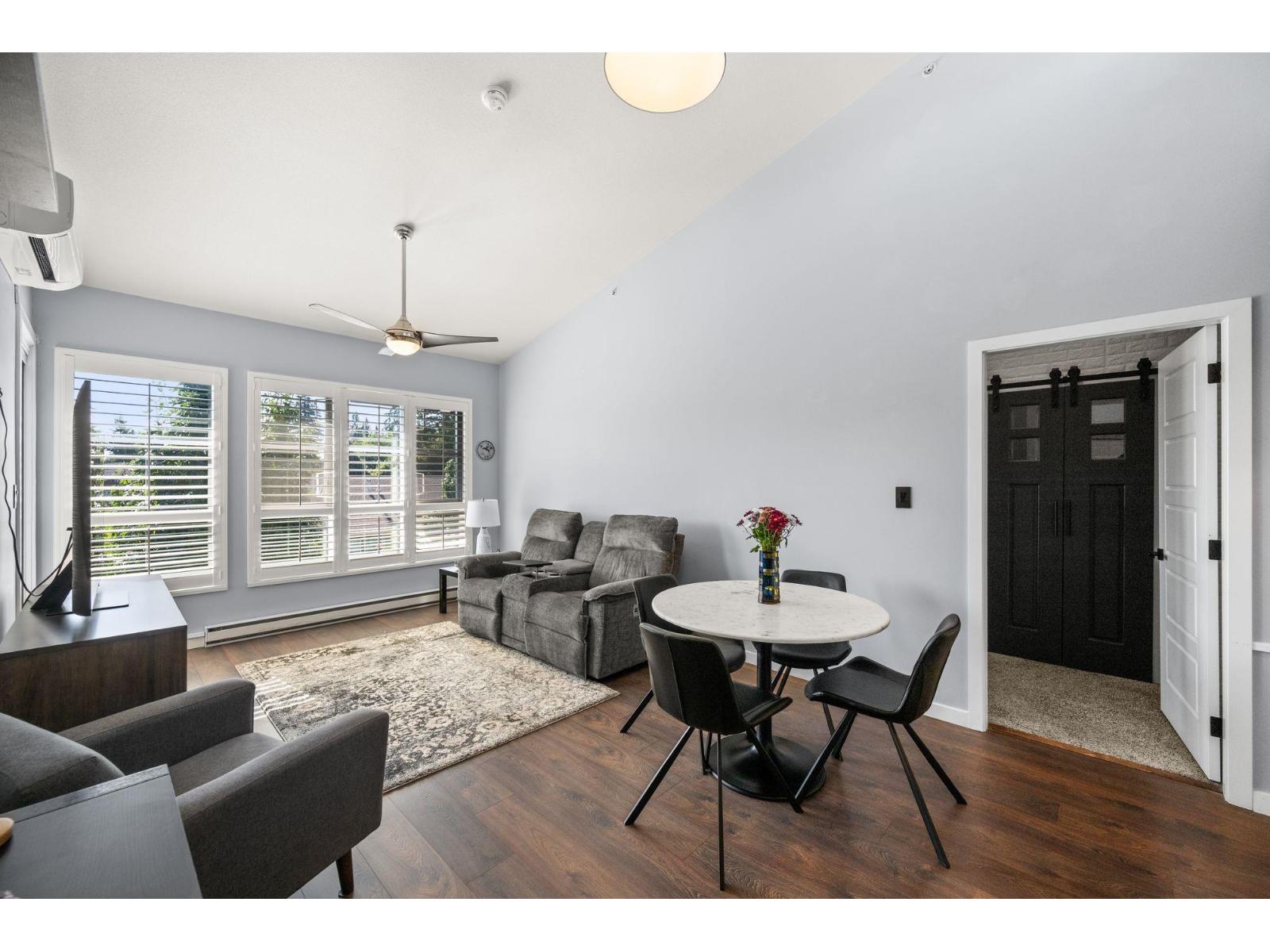 409 23215 BILLY BROWN ROAD, Langley