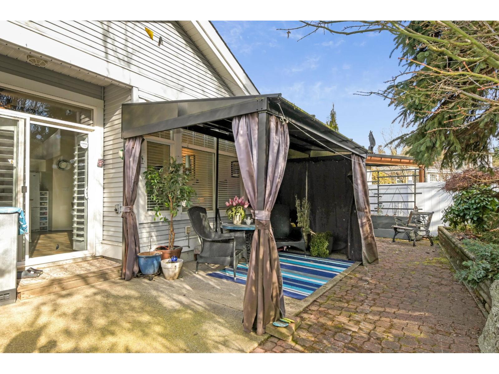 22 20770 97B AVENUE, Langley