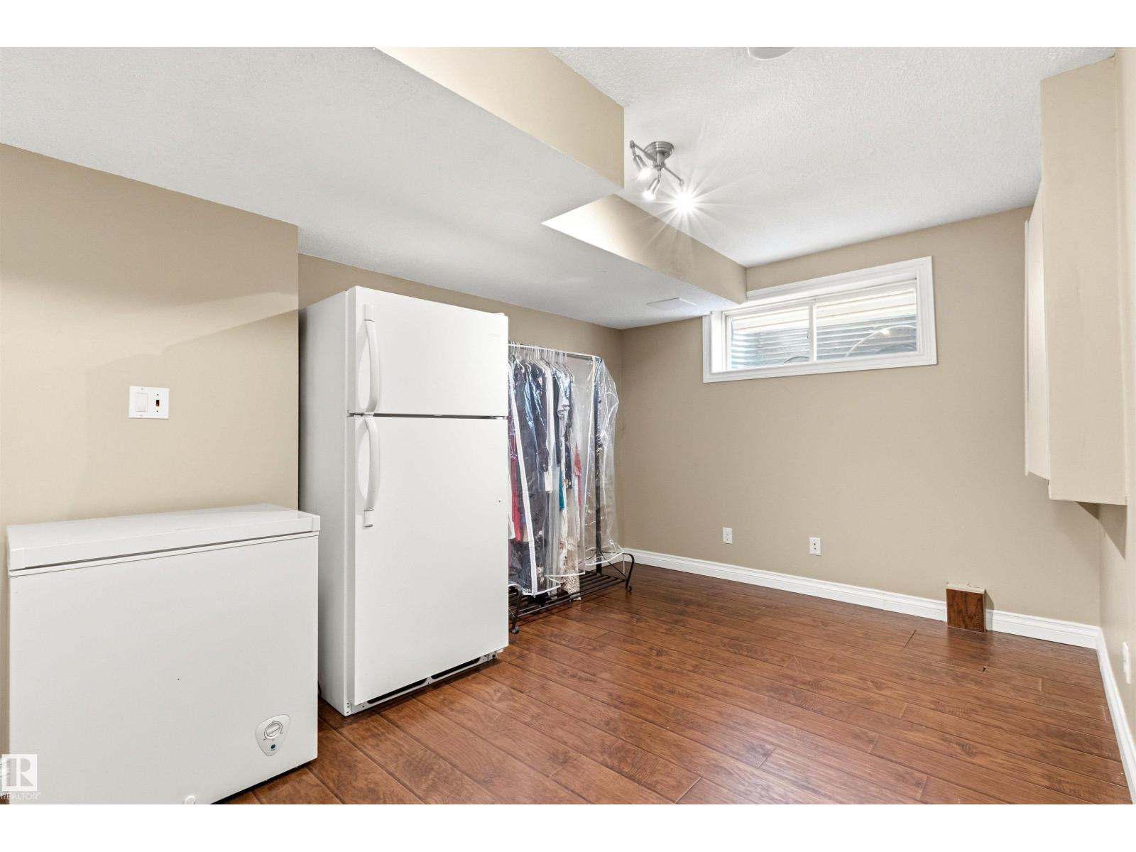 7420 SINGER LANDING LD NW - 63