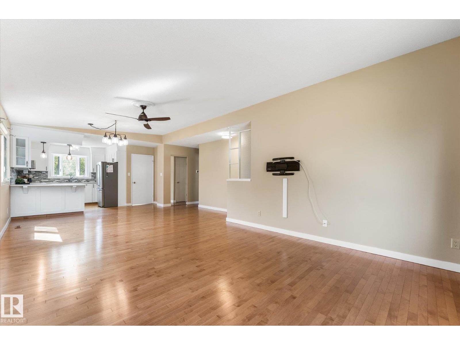 44 PEACE RIVER DR — photo 10