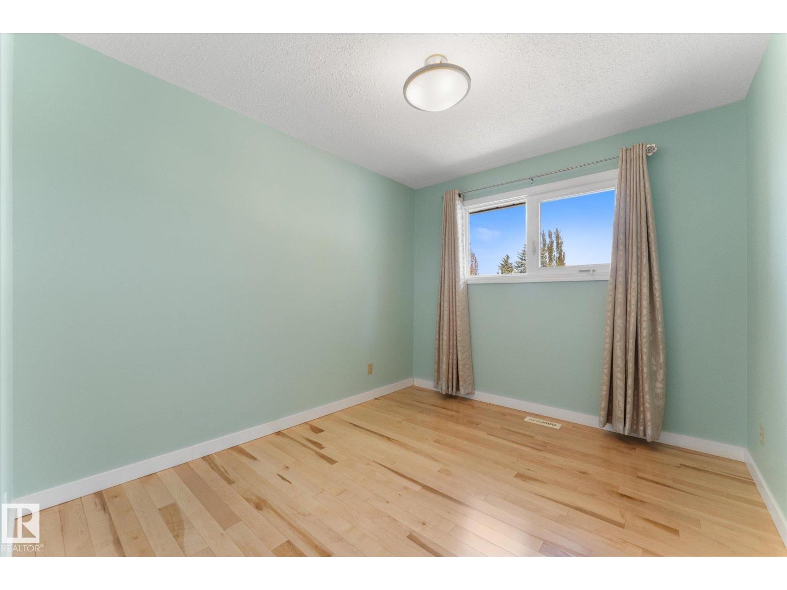 44 PEACE RIVER DR — photo 28
