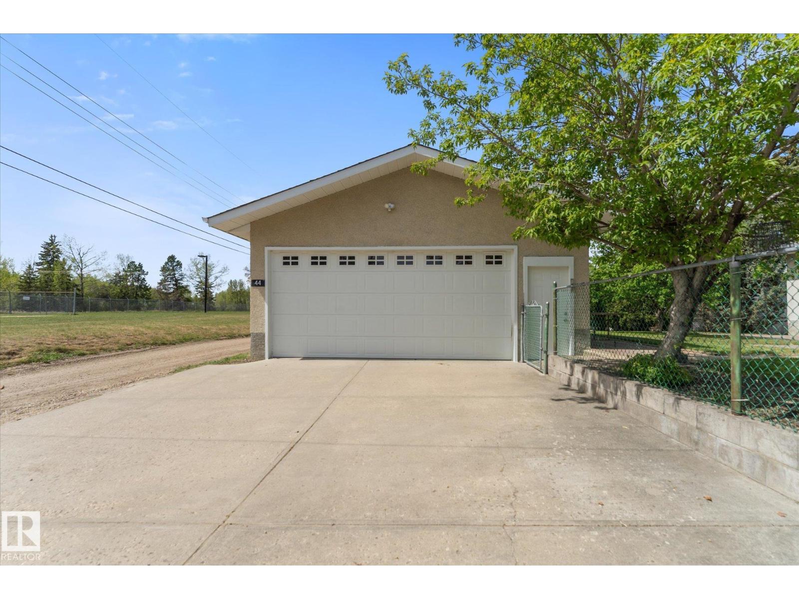 44 PEACE RIVER DR — photo 50