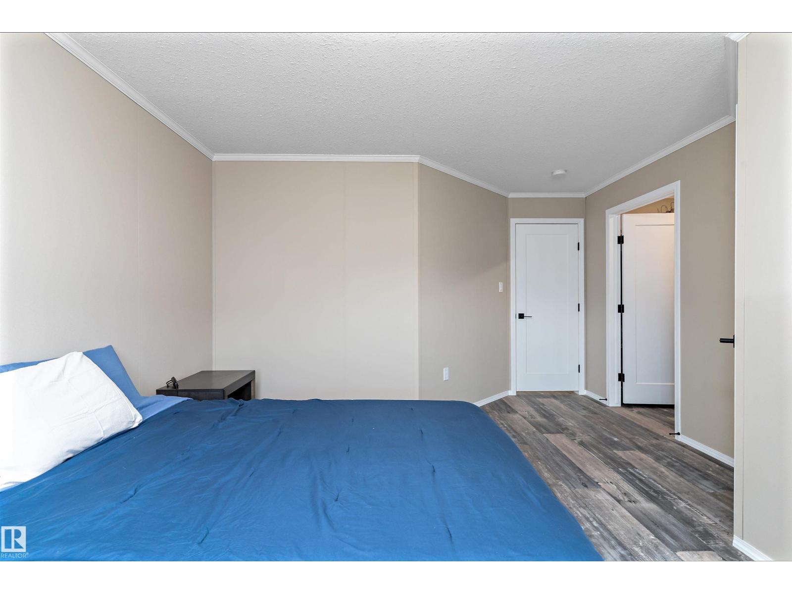 86 Meadowview RD - 21