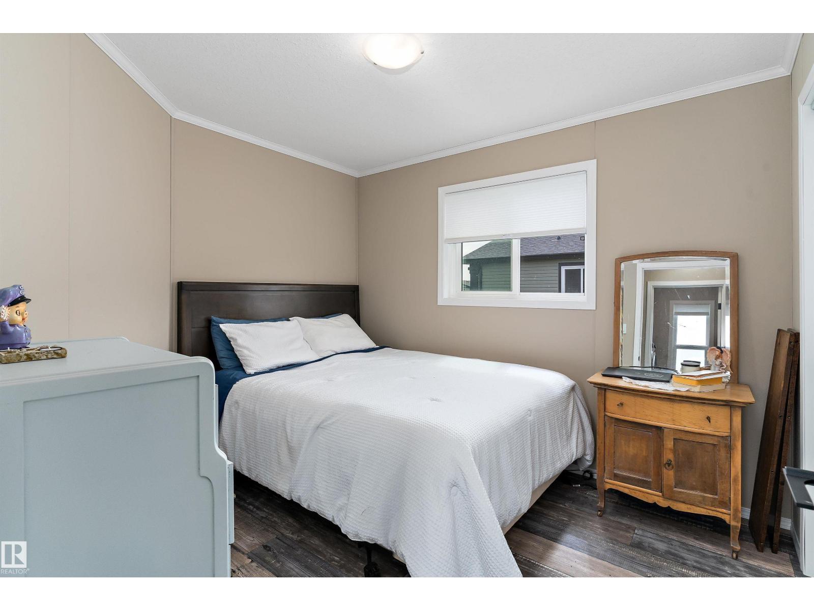 86 Meadowview RD - 25