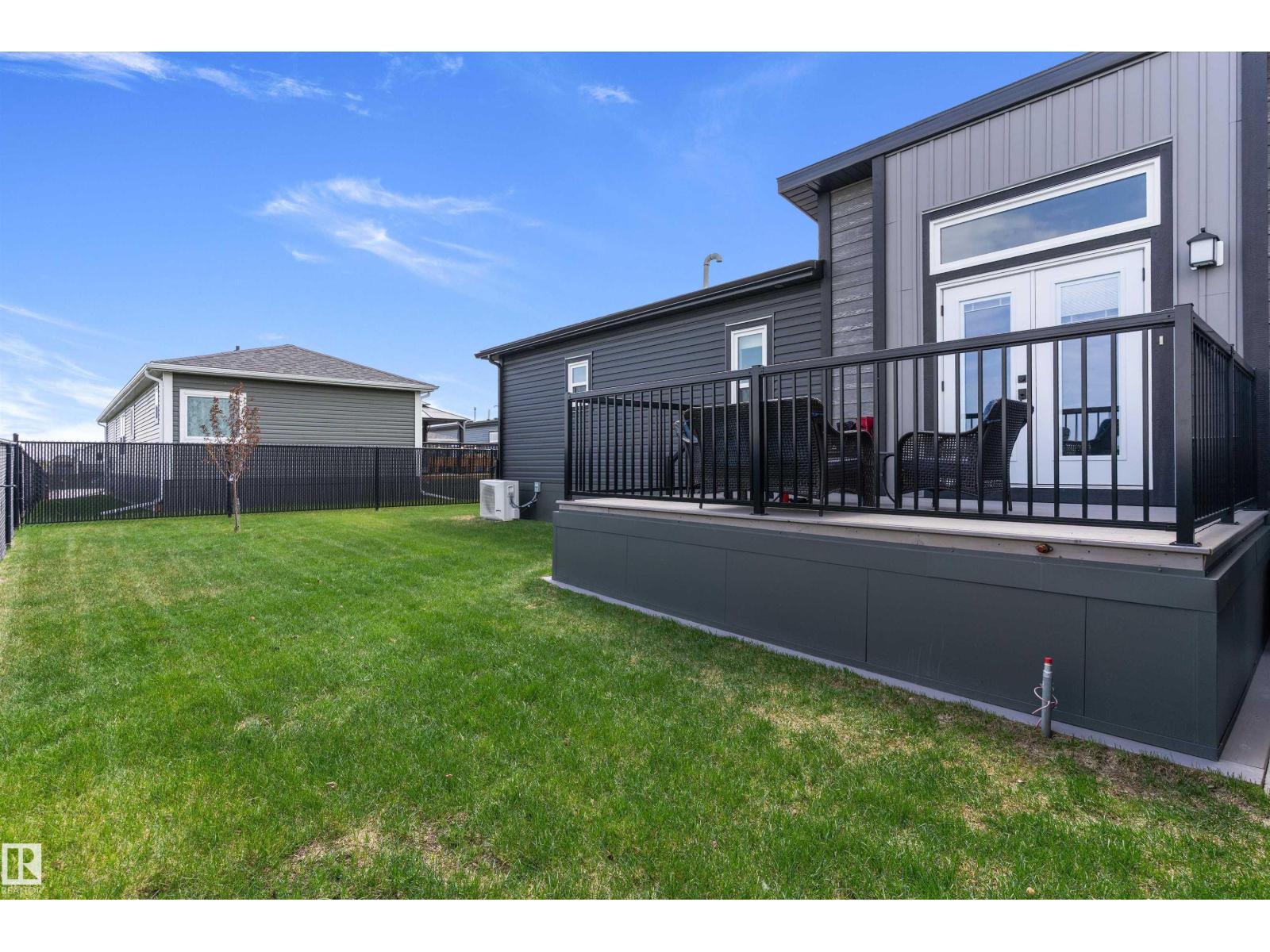 86 Meadowview RD - 3