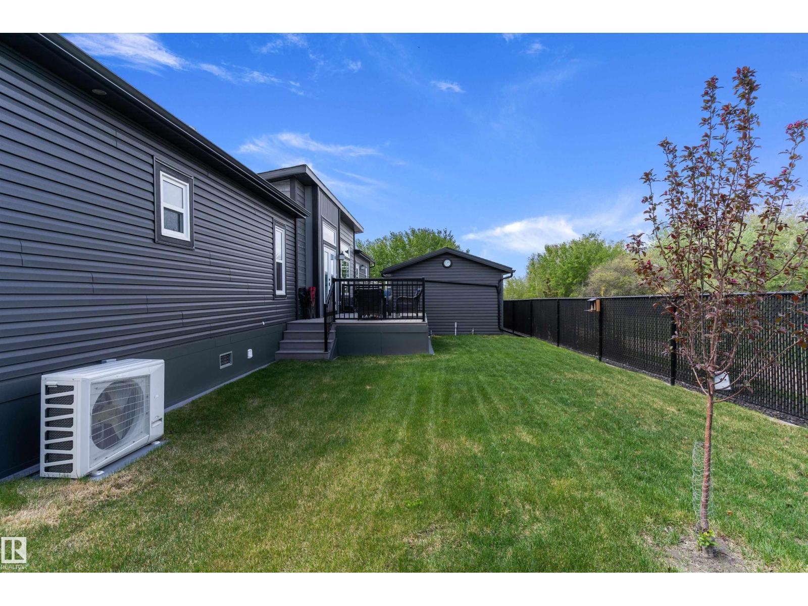 86 Meadowview RD - 31