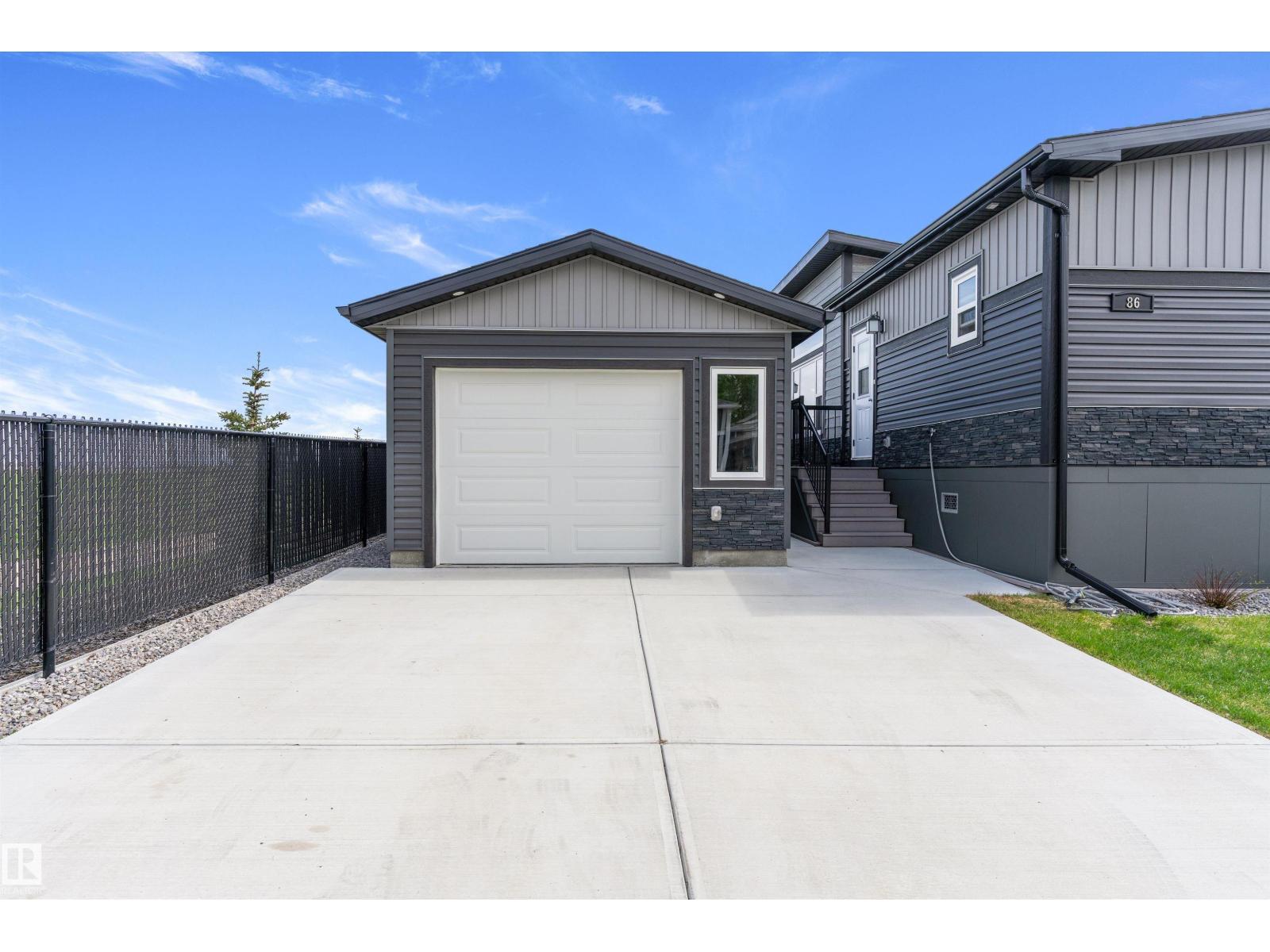 86 Meadowview RD - 35