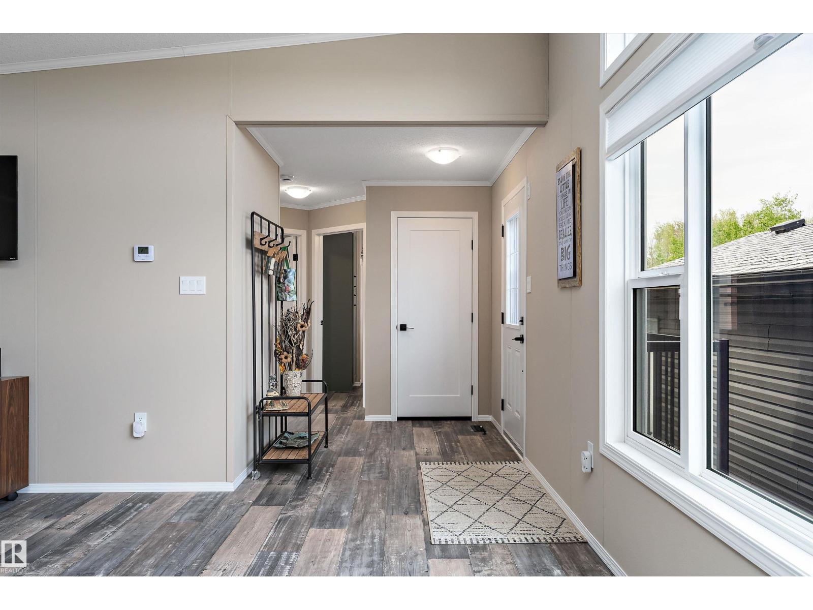 86 Meadowview RD - 4