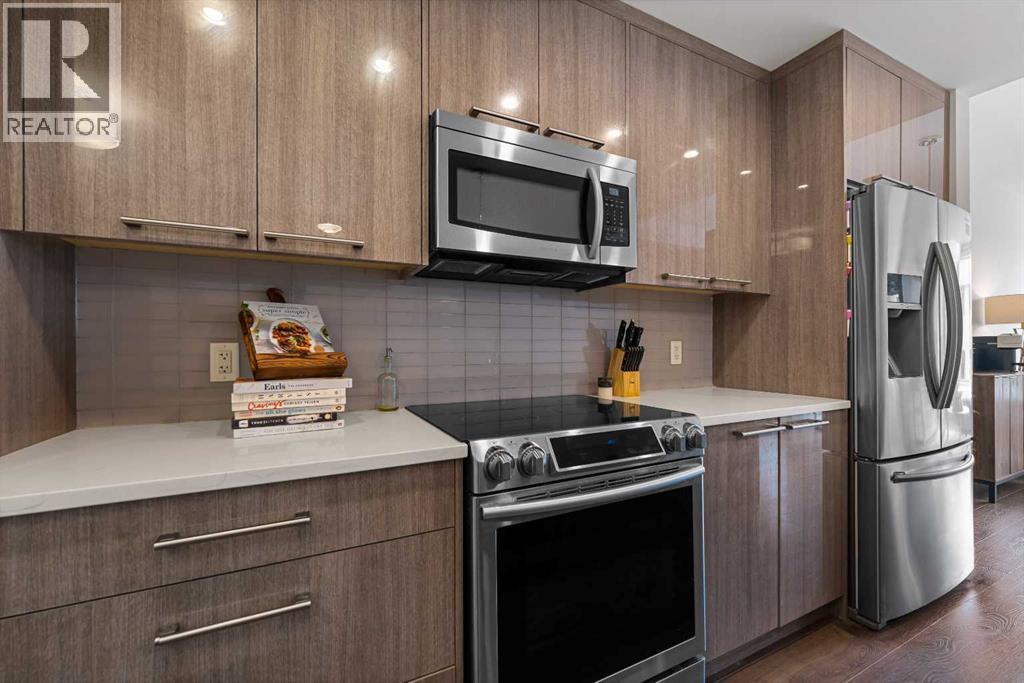 #307 317 22 Avenue SW - 4