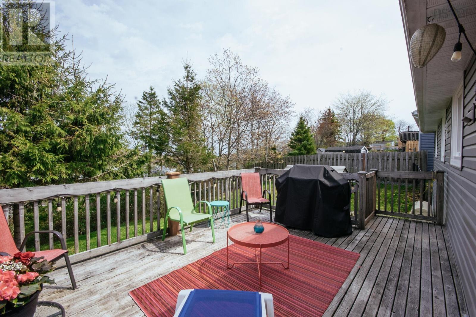 79 Lucien Drive - 43