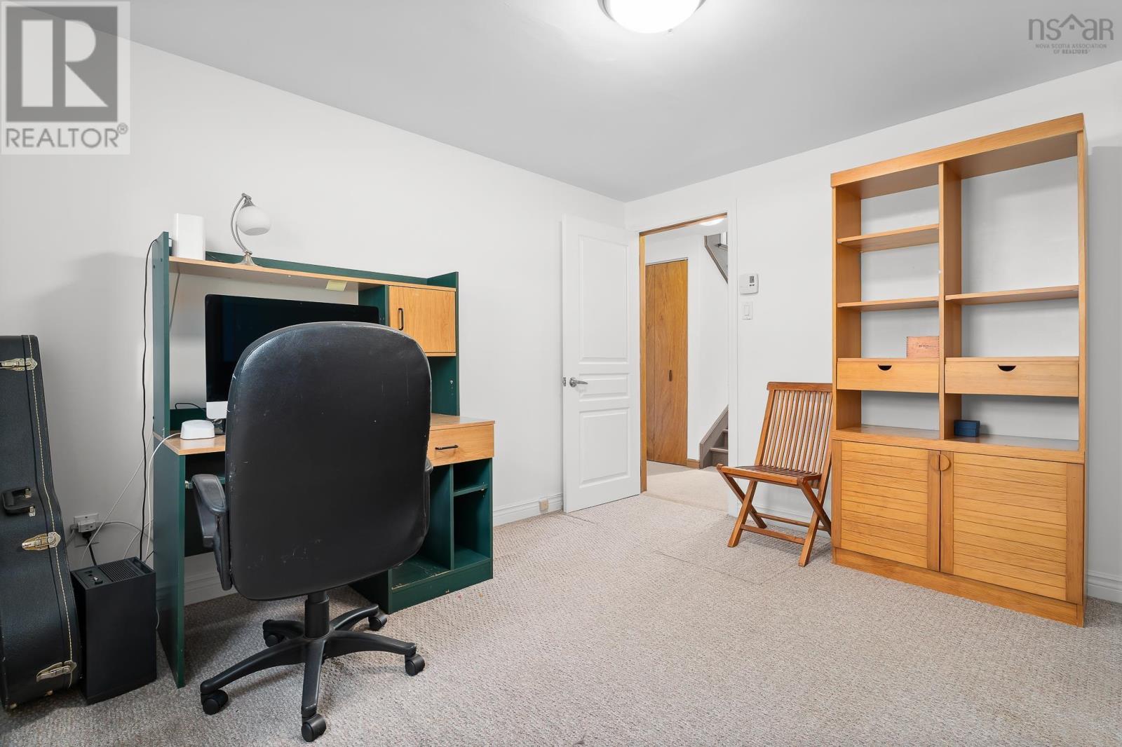 Property 34 of 48 of 57 Hallmark Crescent