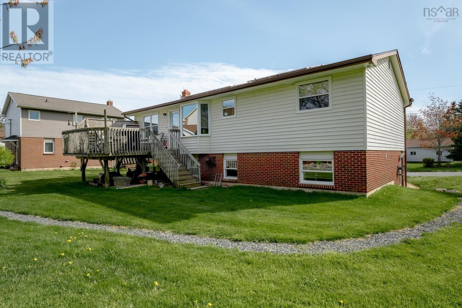 Property 39 of 48 of 57 Hallmark Crescent
