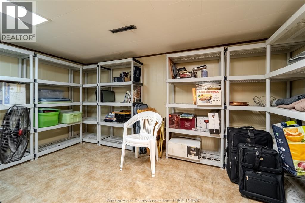 2495 MCKAY - 15