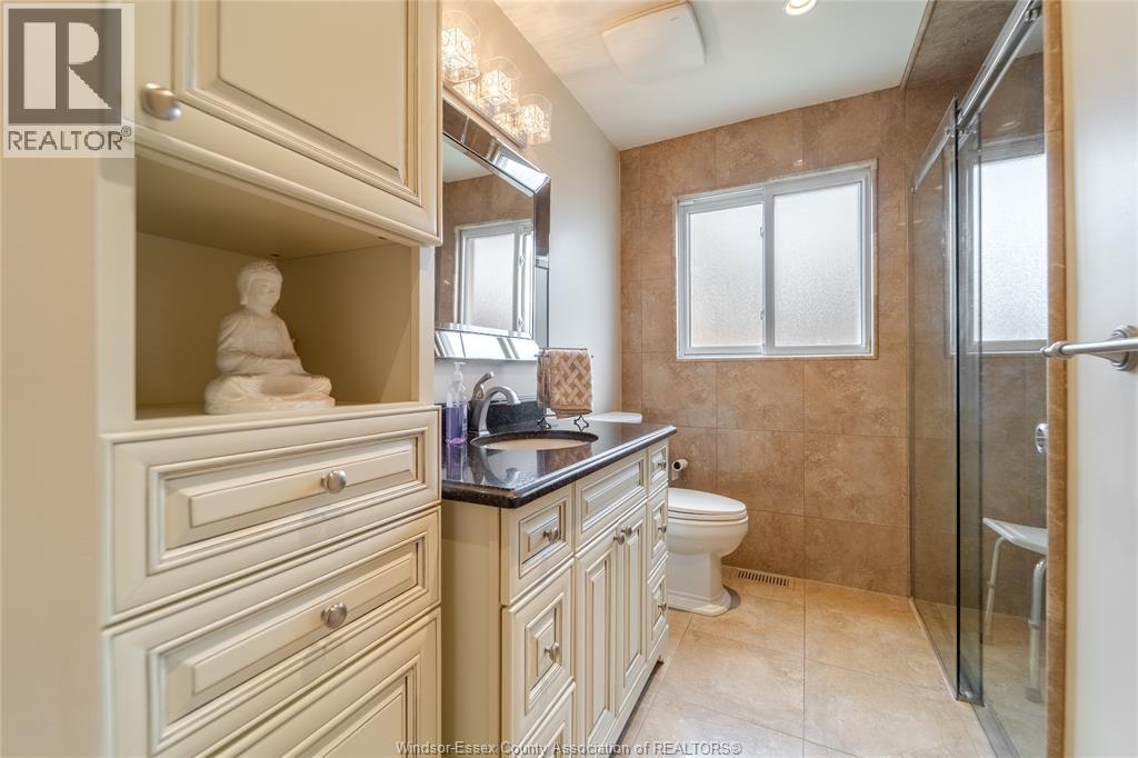 2495 MCKAY - 26