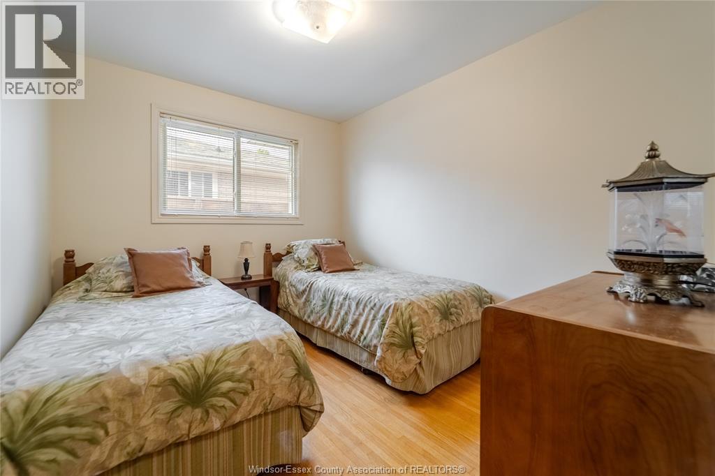 2495 MCKAY - 29