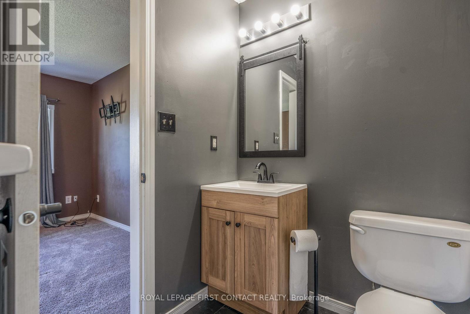 1447 RANKIN WAY - 11